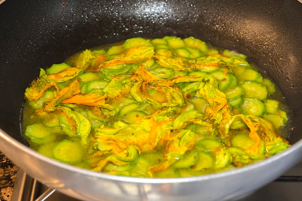 Spaghettoni con le zucchine per blog 05