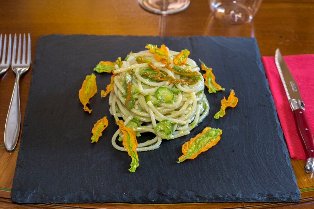 Spaghettoni con le zucchine per blog. 06.jpg