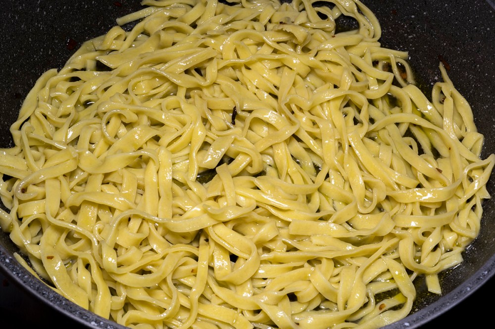 Fettuccine della nonna, bottarga e scorza di limone 06